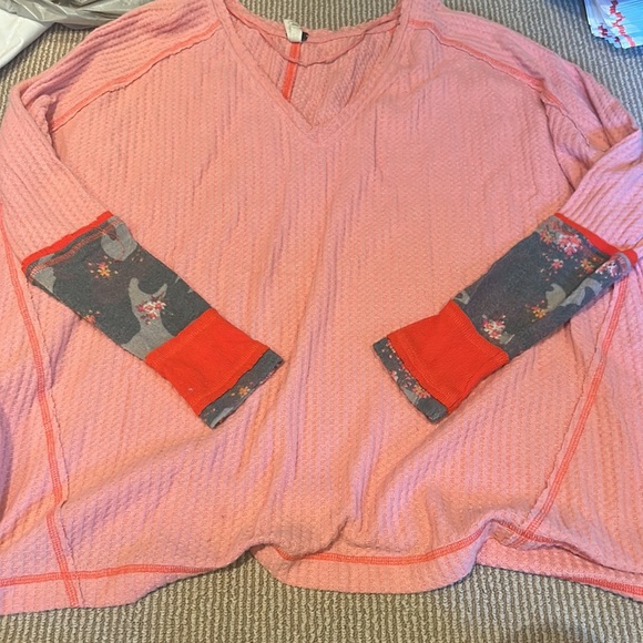 FREE PEOPLE we the free lovin leopard oversized thermal top in peach size S-XXL - Picture 9 of 13
